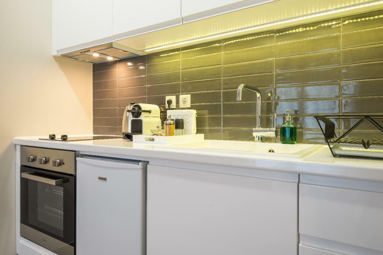 "Sunbow Earth"- Boutique New Apt In Dowtown เอเธนส์ ภายนอก รูปภาพ